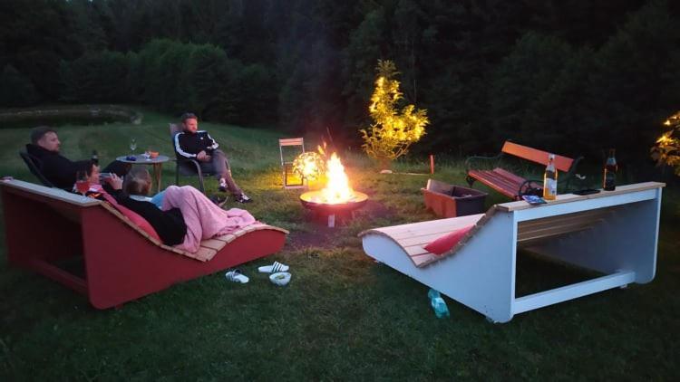 Seminar- Und Erlebnishof Das Schwarze Schaf Bad Gams Buitenkant foto